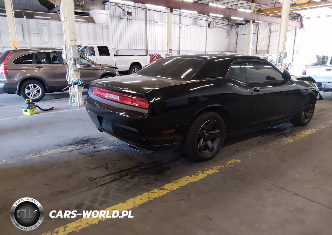 2014 Dodge Challenger Sxt VIN:2C3CDYAG1EH133577 - 4