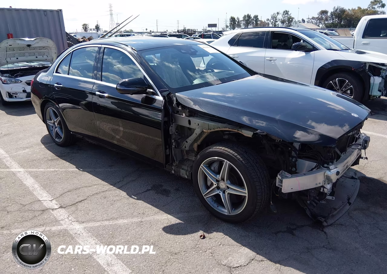 2017 Mercedes-Benz E 300