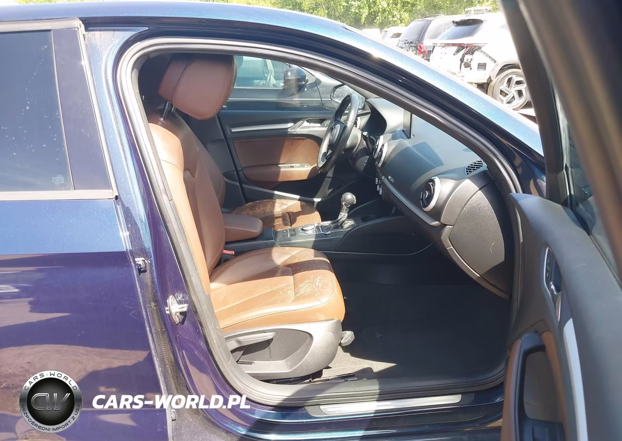 2017 Audi A3 2.0T Premium VIN:WAUAUGFF2H1034974 - 5