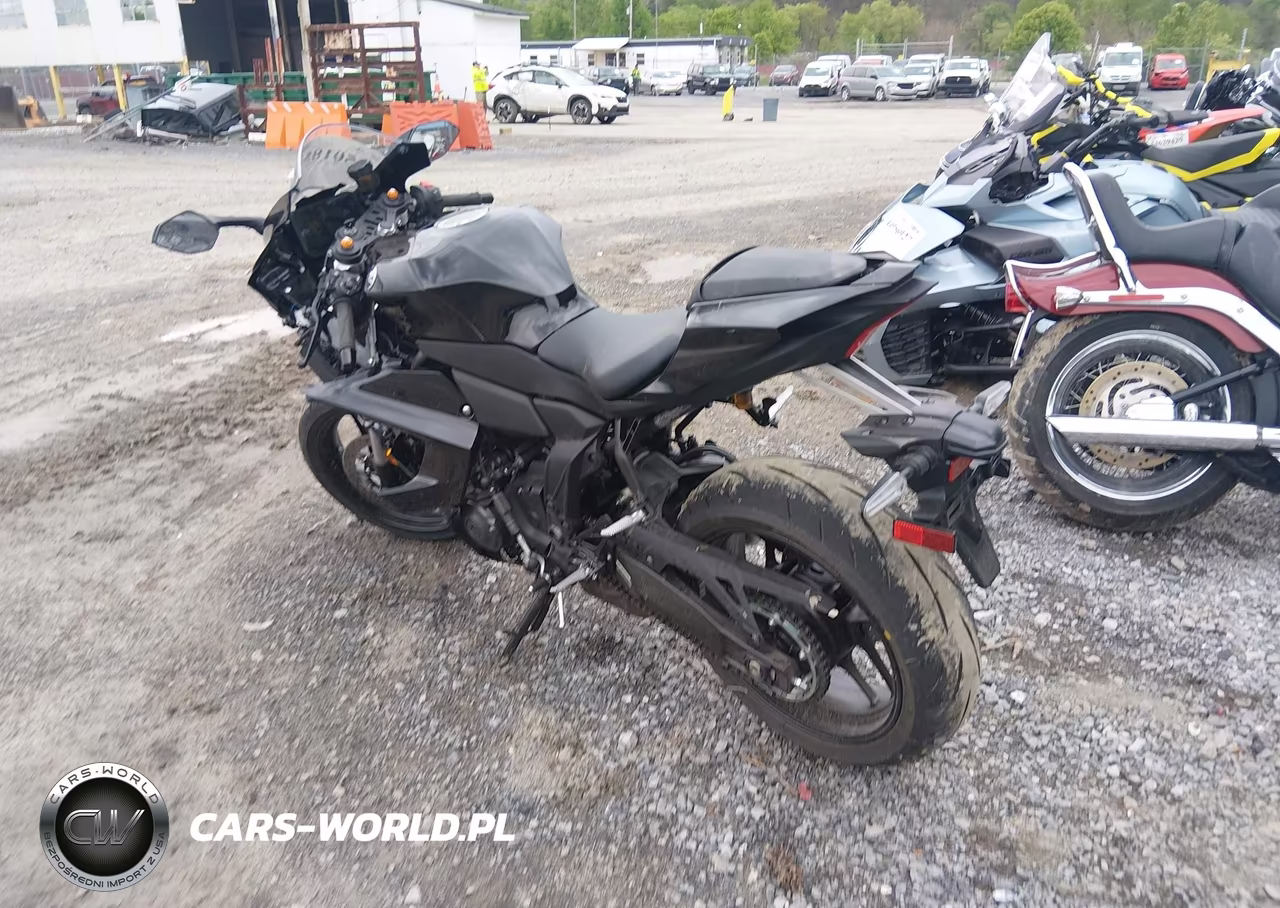 2026 Yamaha Yzfr7 VIN:JYARM60E5TA001309 - 3