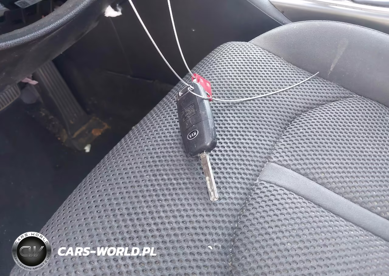 2019 Kia Optima Lx VIN:5XXGT4L30KG362866 - 11