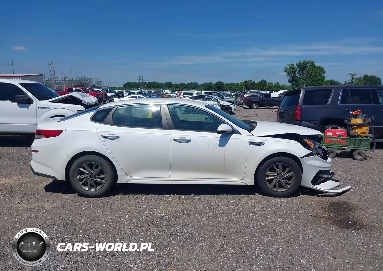2019 Kia Optima Lx VIN:5XXGT4L30KG362866 - 14