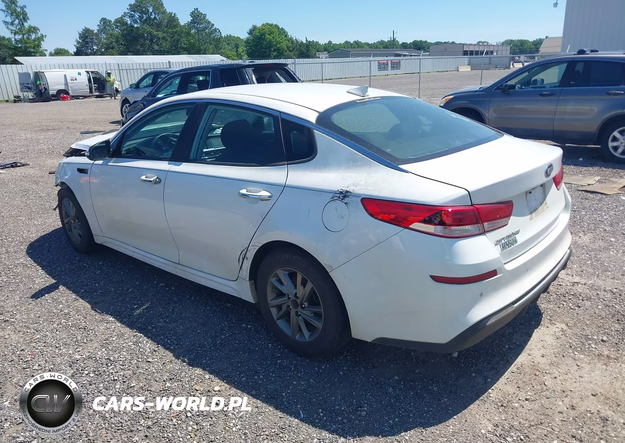 2019 Kia Optima Lx VIN:5XXGT4L30KG362866 - 3