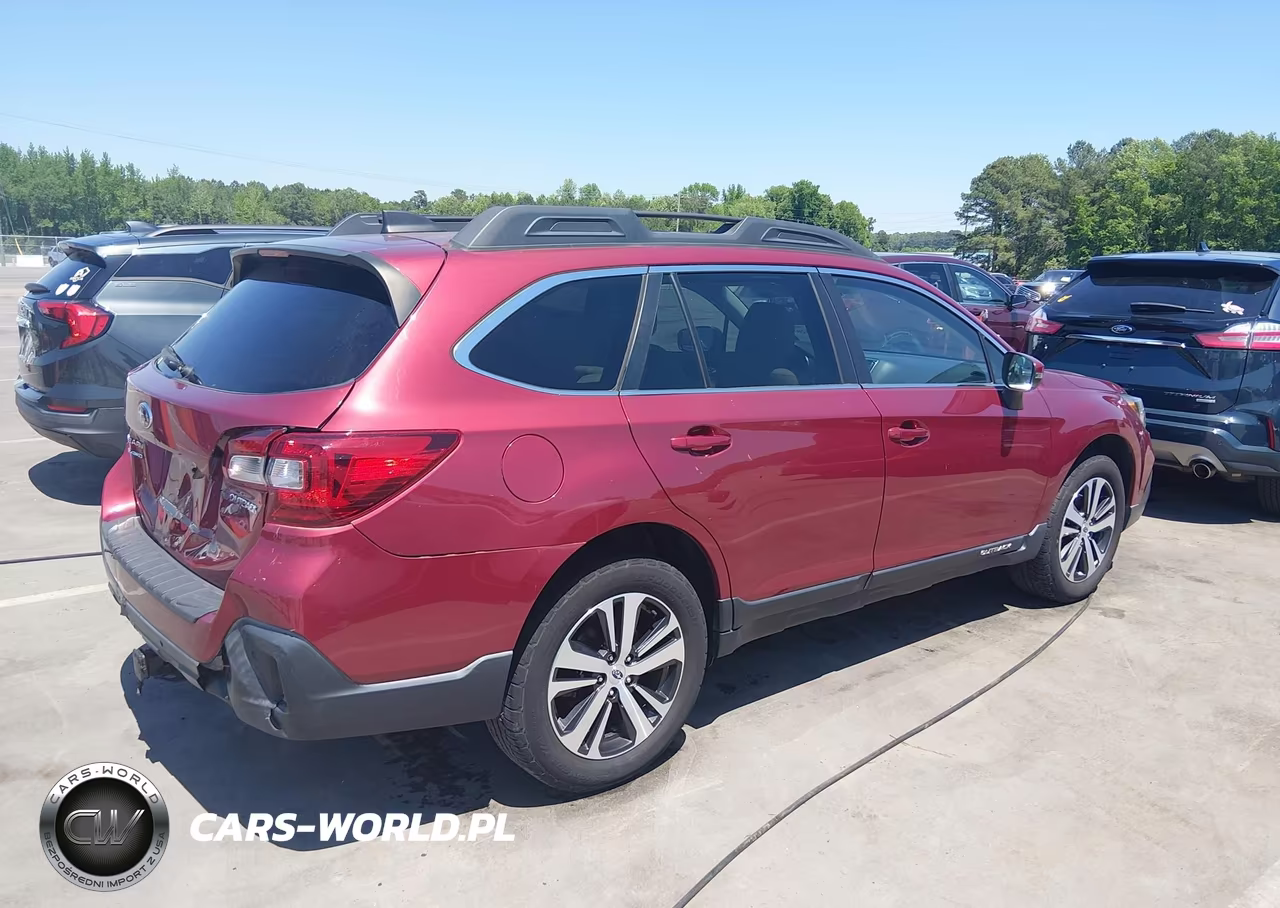 2018 Subaru Outback 2.5I Limited VIN:4S4BSANC5J3327663 - 4