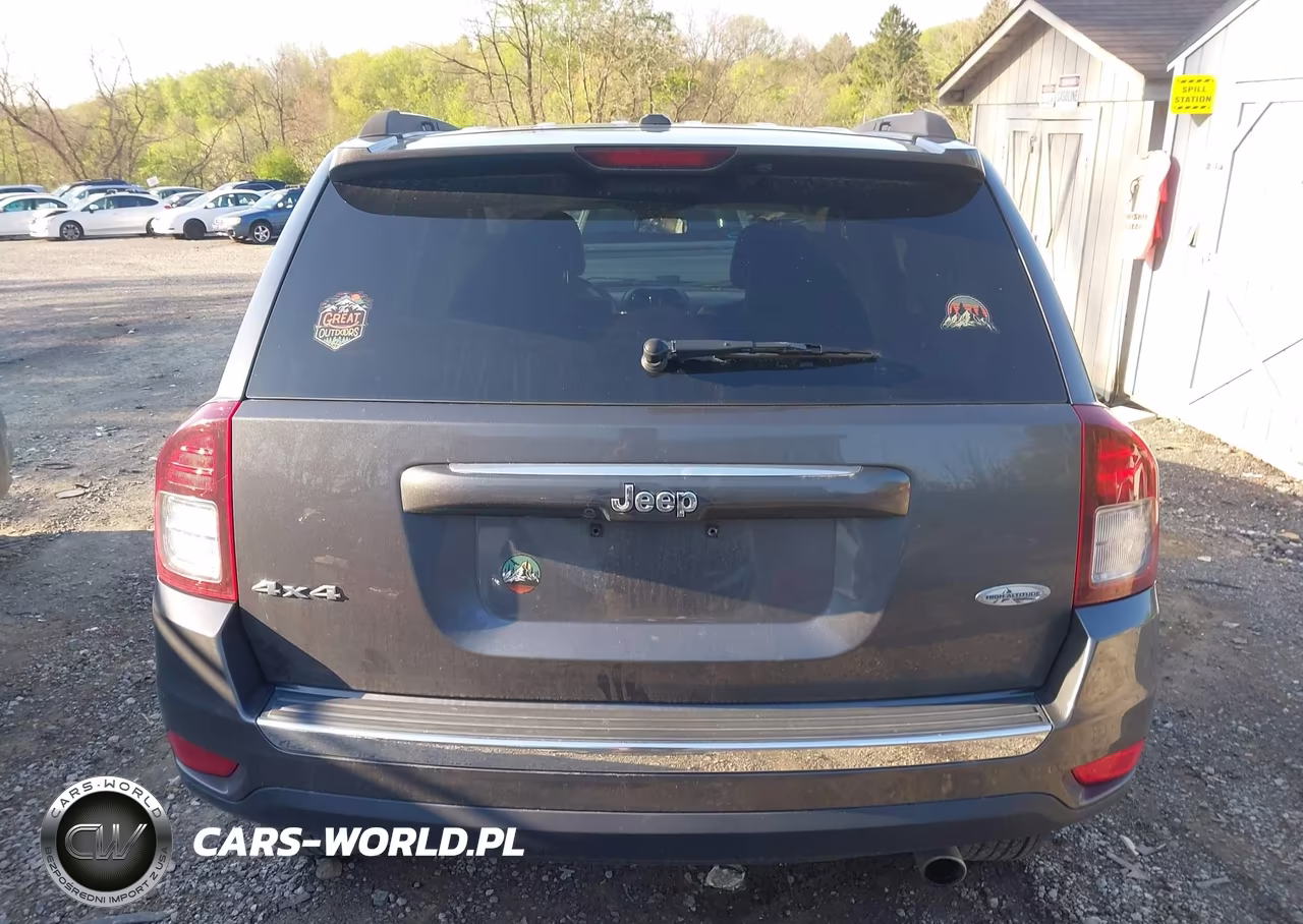 2016 Jeep Compass High Altitude Edition VIN:1C4NJDEB0GD799737 - 16