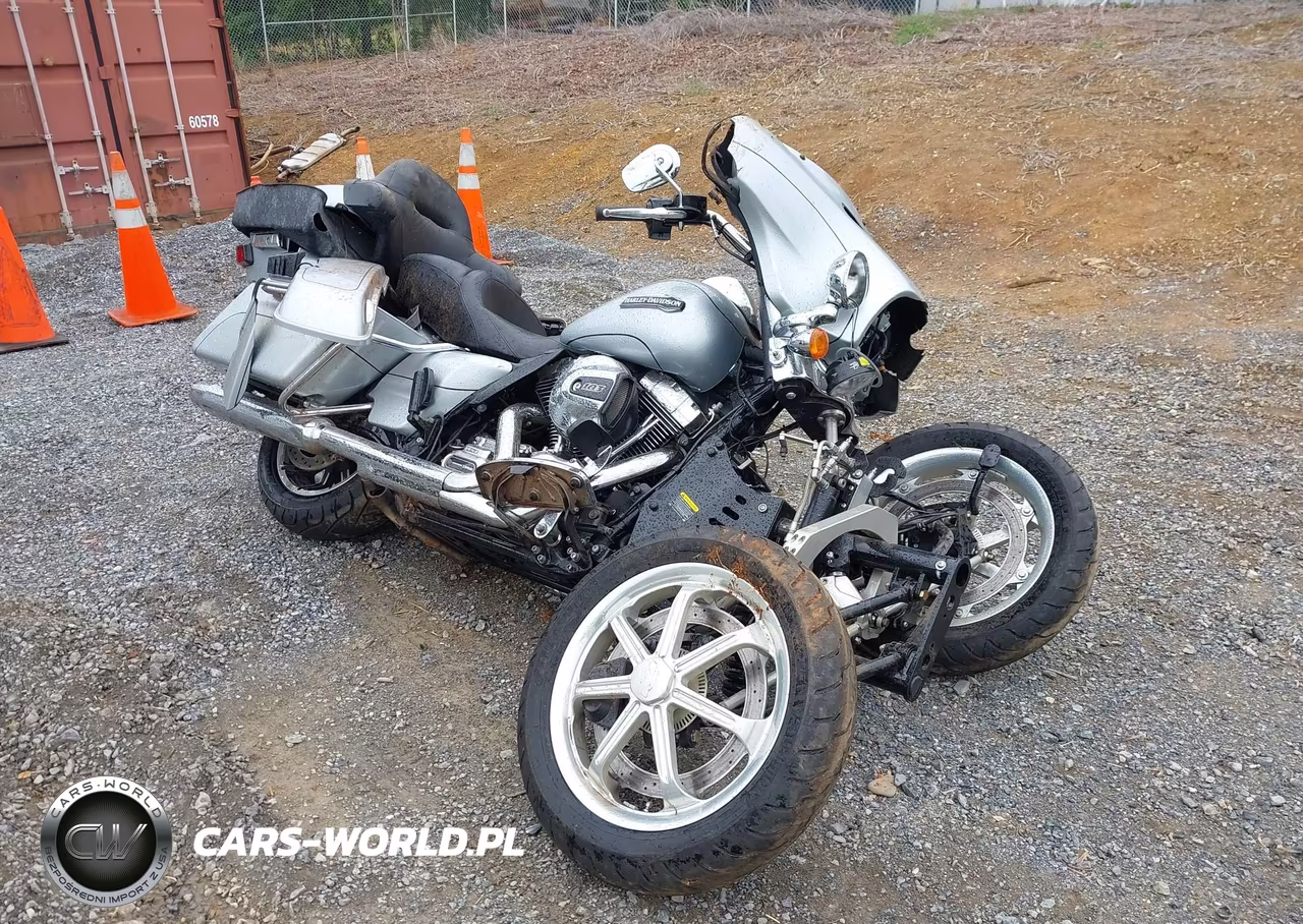 2015 Harley-Davidson Flhtcul Ultra Classic Low