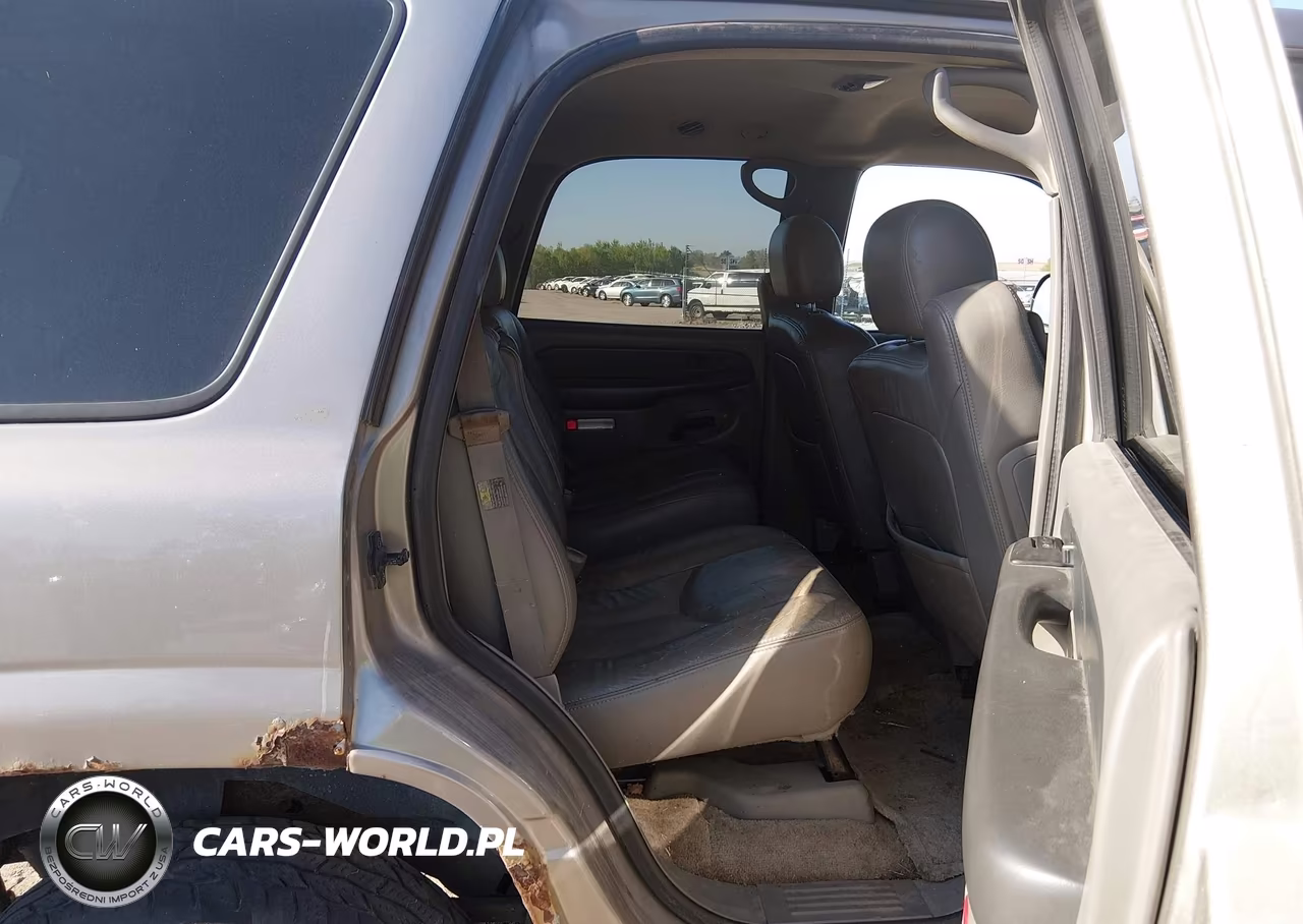 2003 Chevrolet Tahoe Lt VIN:1GNEK13Z03J180974 - 8