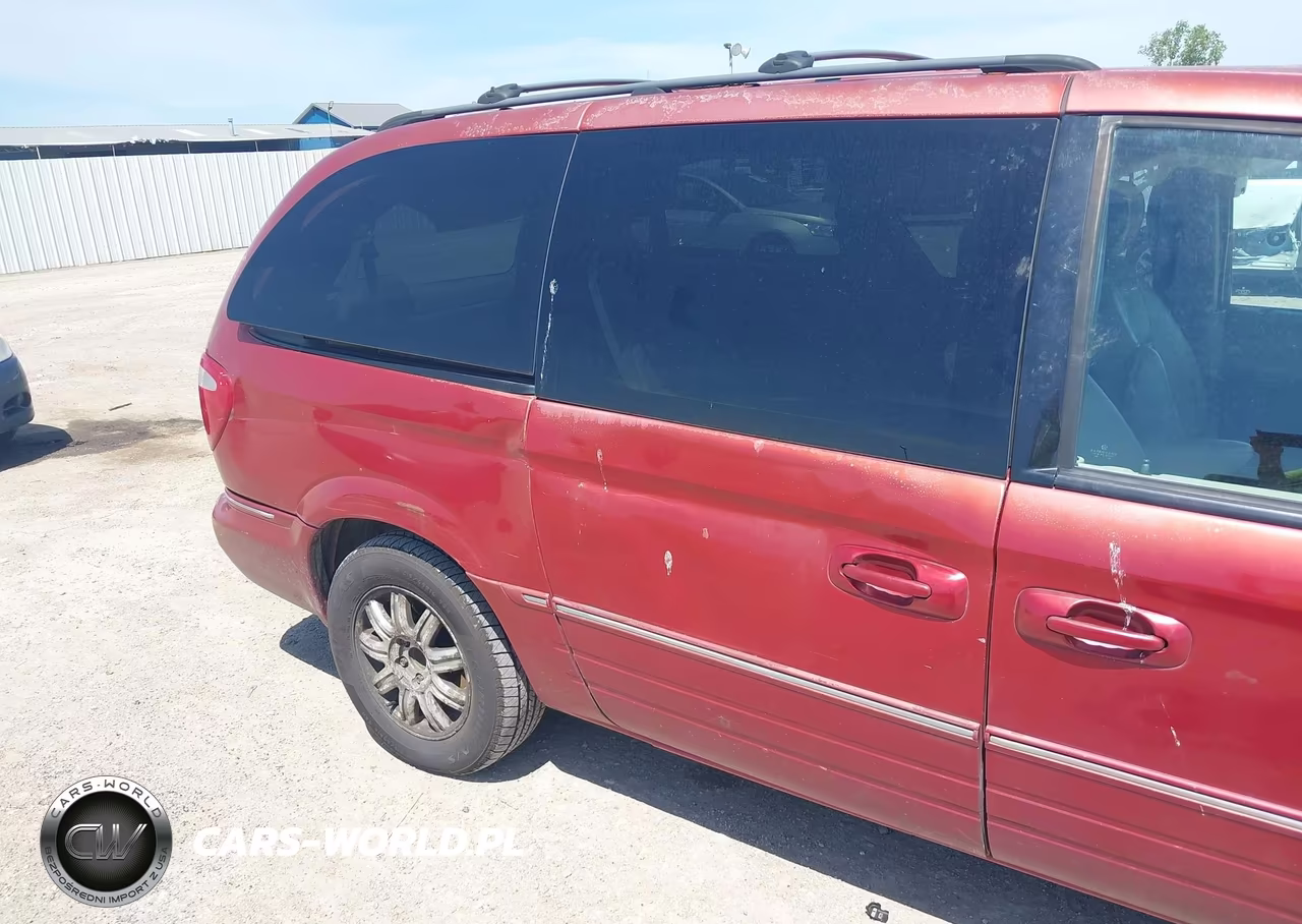 2007 Chrysler Town & Country Touring VIN:2A8GP54L77R275417 - 6