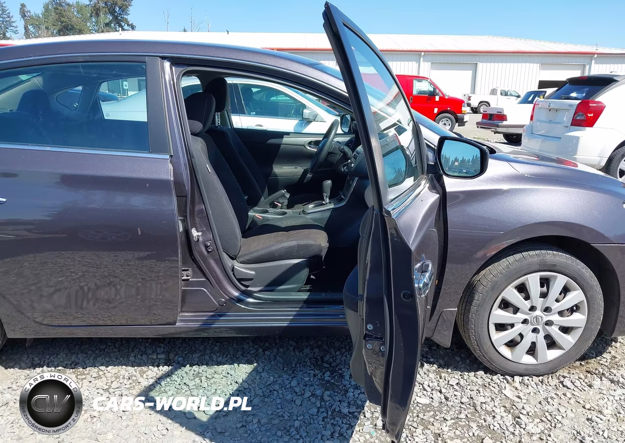 2014 Nissan Sentra S VIN:3N1AB7AP3EL688074 - 5