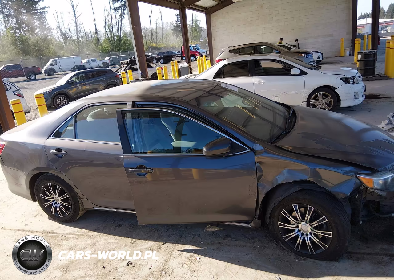 2014 Toyota Camry Le VIN:4T4BF1FK6ER431756 - 13