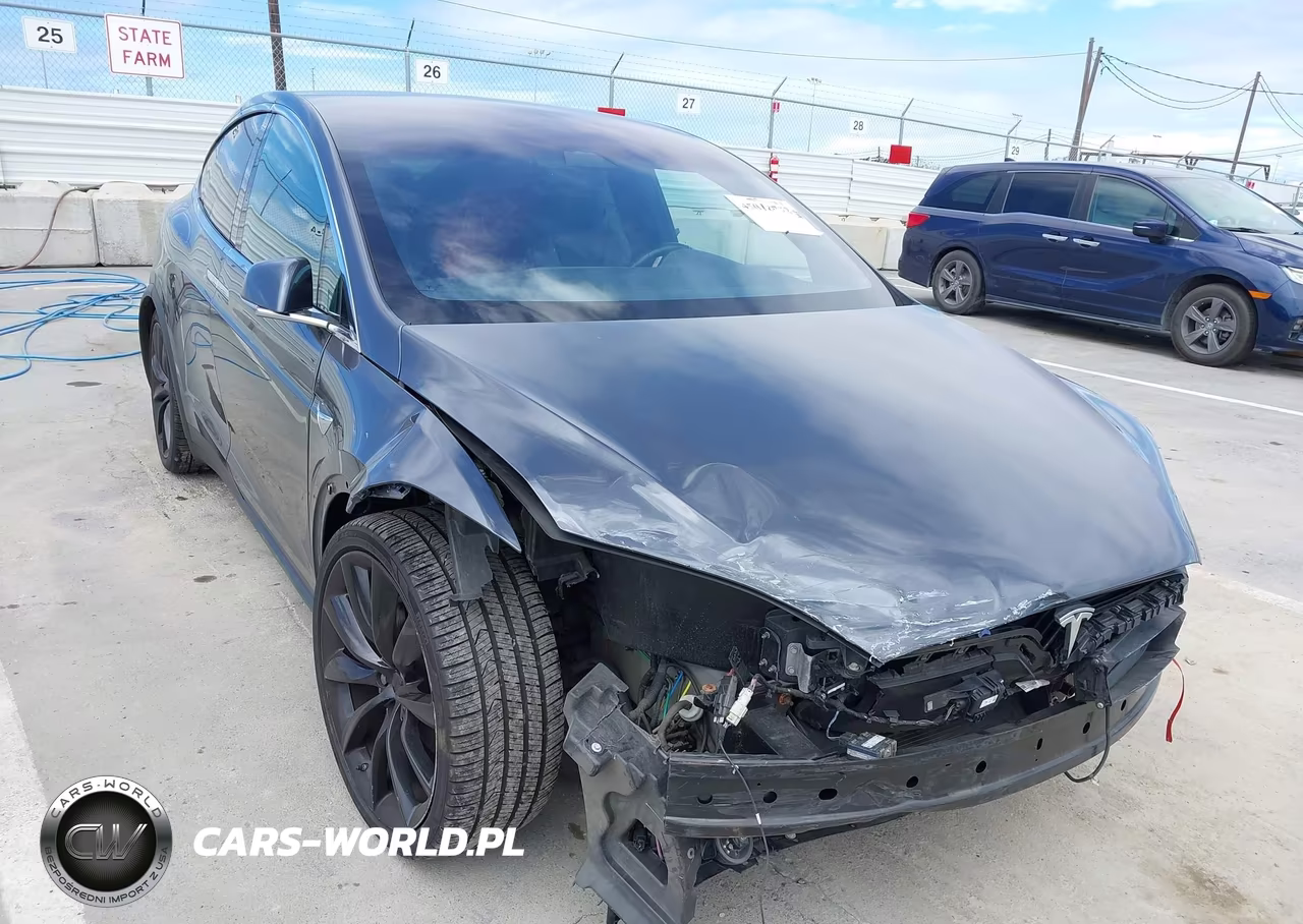 2017 Tesla Model X 100D-75D-90D VIN:5YJXCBE25HF037991 - 6