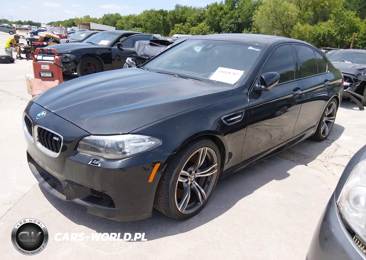 2014 BMW M5 VIN:WBSFV9C55ED097745 - 2