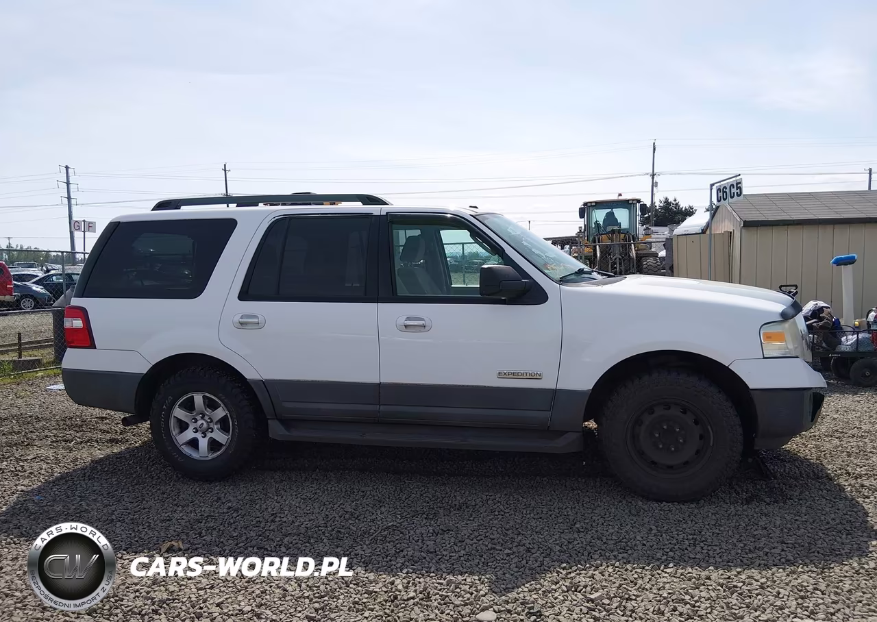 2007 Ford Expedition Xlt VIN:1FMFU15557LA20998 - 13