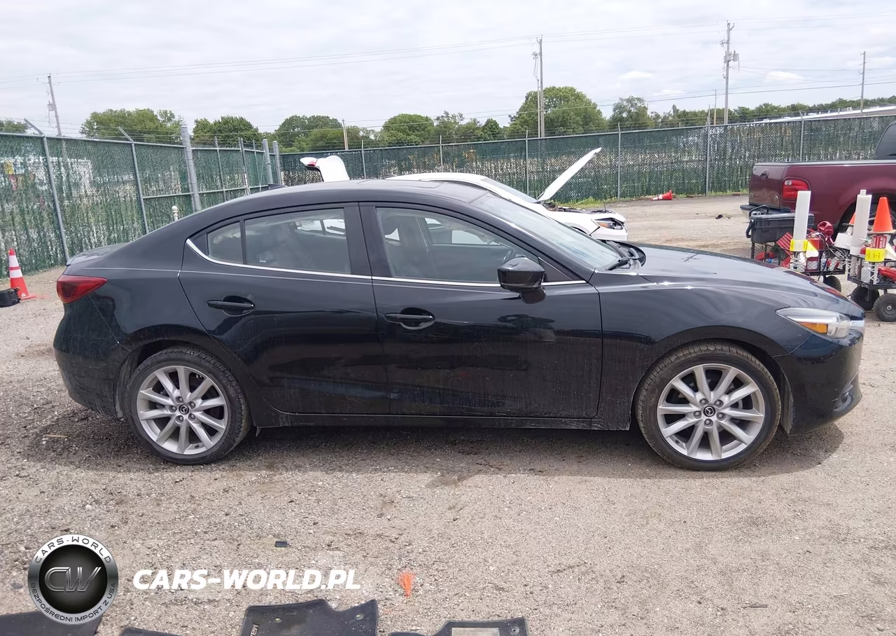 2017 Mazda Mazda3 Grand Touring VIN:JM1BN1W32H1146648 - 13
