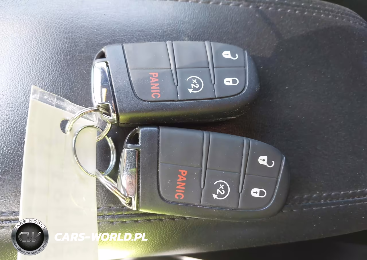 2025 Jeep Compass Latitude 4X4 VIN:3C4NJDBN7ST539868 - 11