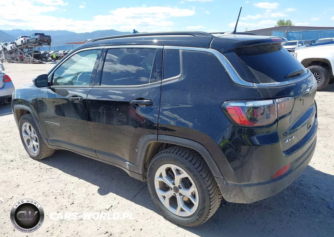 2025 Jeep Compass Latitude 4X4 VIN:3C4NJDBN7ST539868 - 3