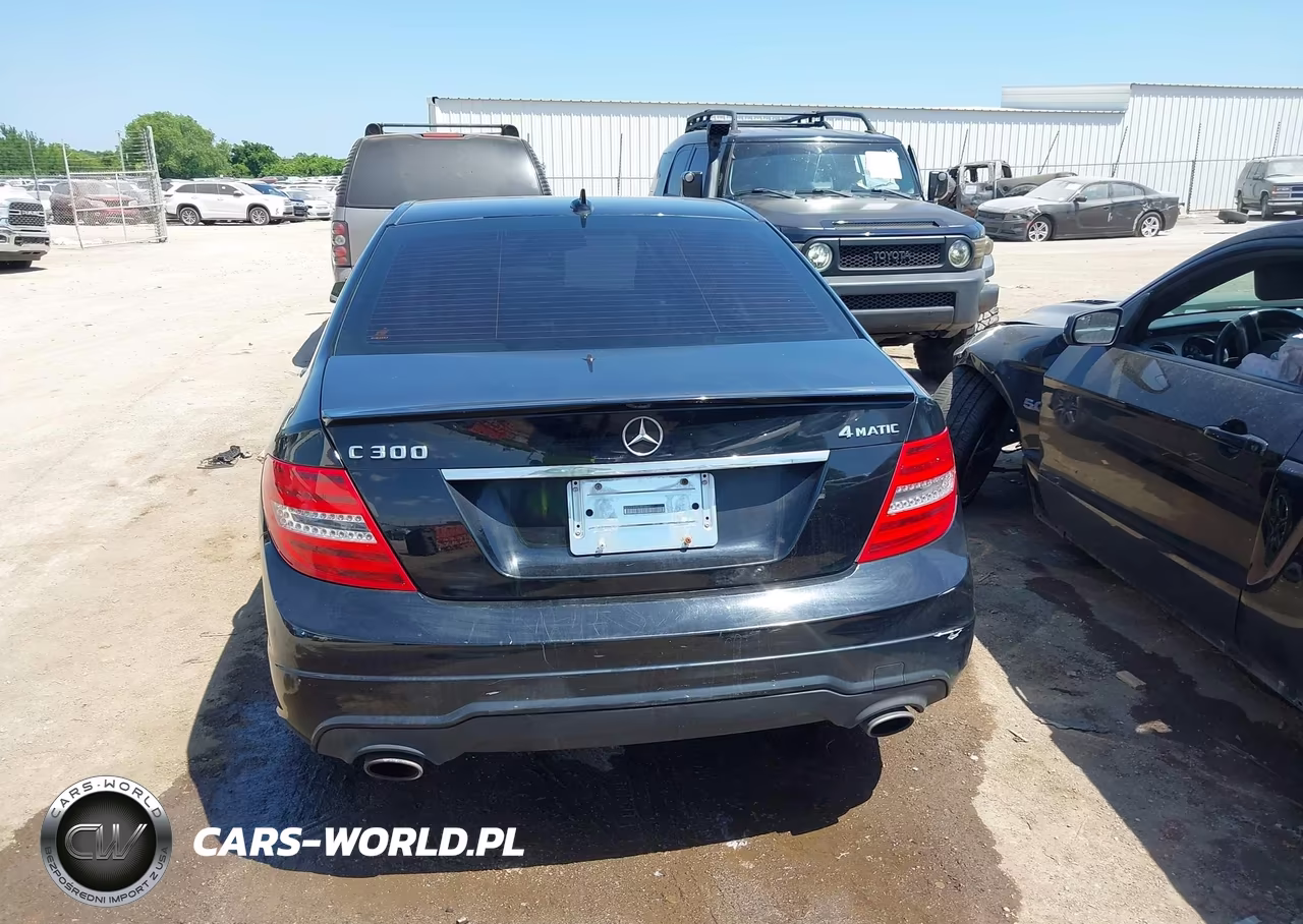 2013 Mercedes-Benz C 300 Sport 4Matic VIN:WDDGF8AB5DR288651 - 16