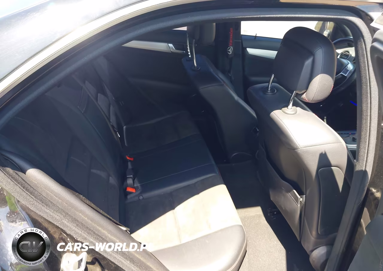 2013 Mercedes-Benz C 300 Sport 4Matic VIN:WDDGF8AB5DR288651 - 8