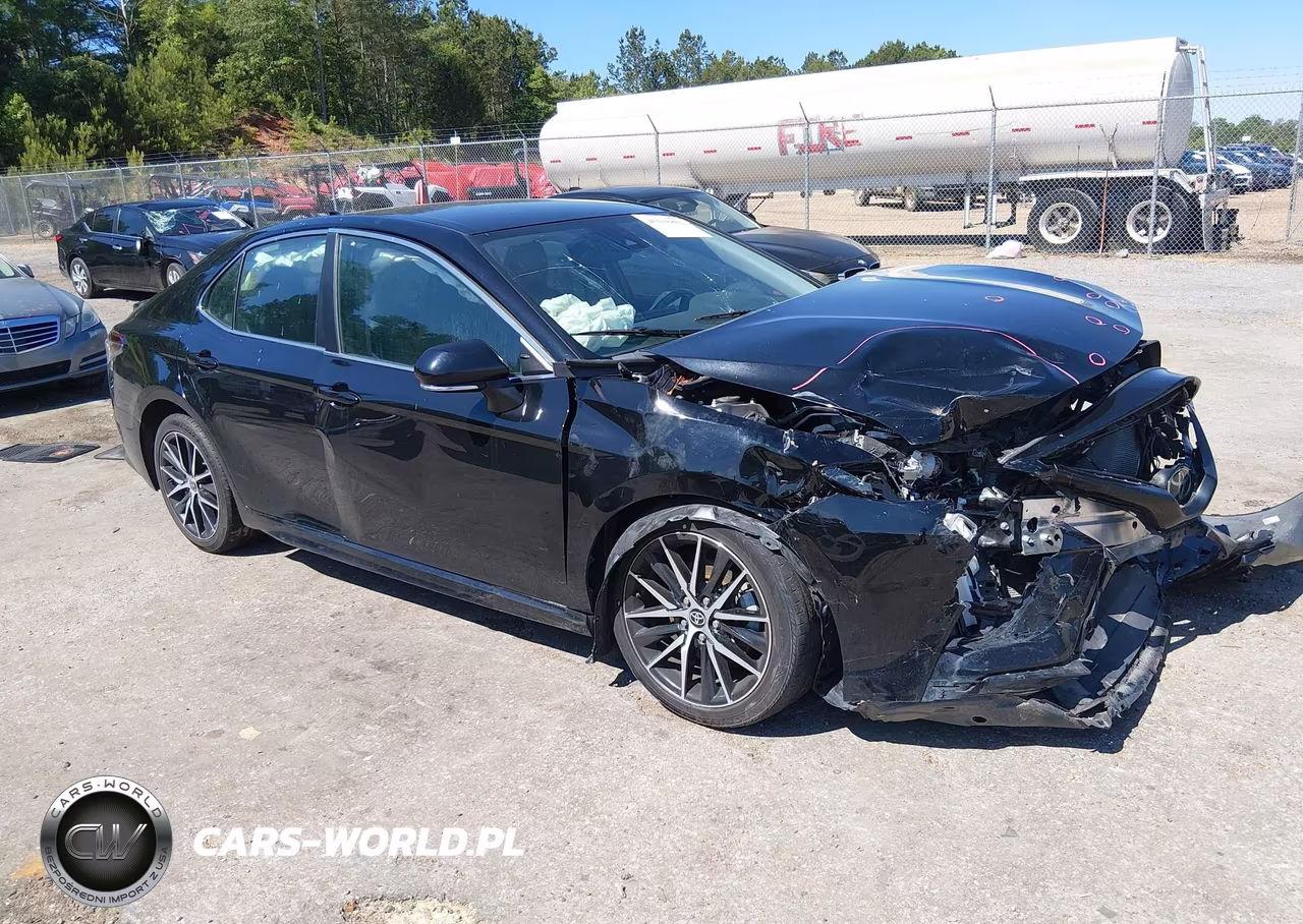2023 Toyota Camry Se – zdjęcie 1 z 17