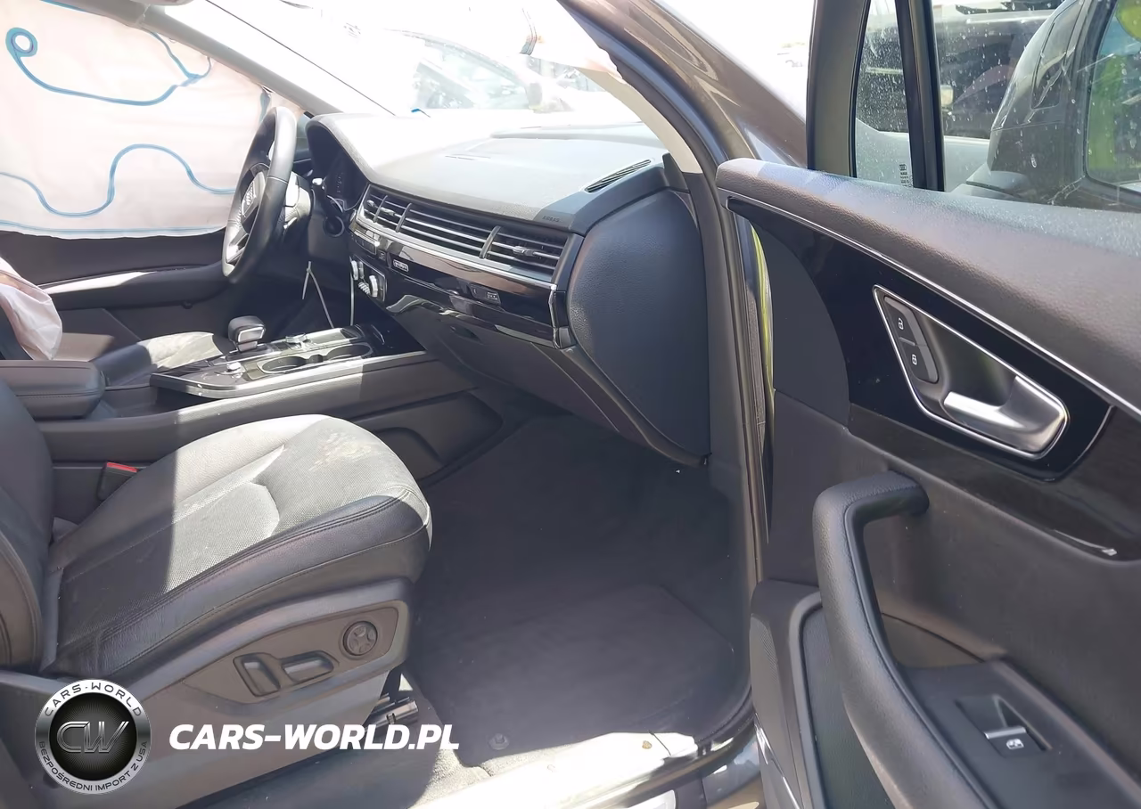 2019 Audi Q7 55 Premium-55 Se Premium VIN:WA1LAAF77KD037217 - 5