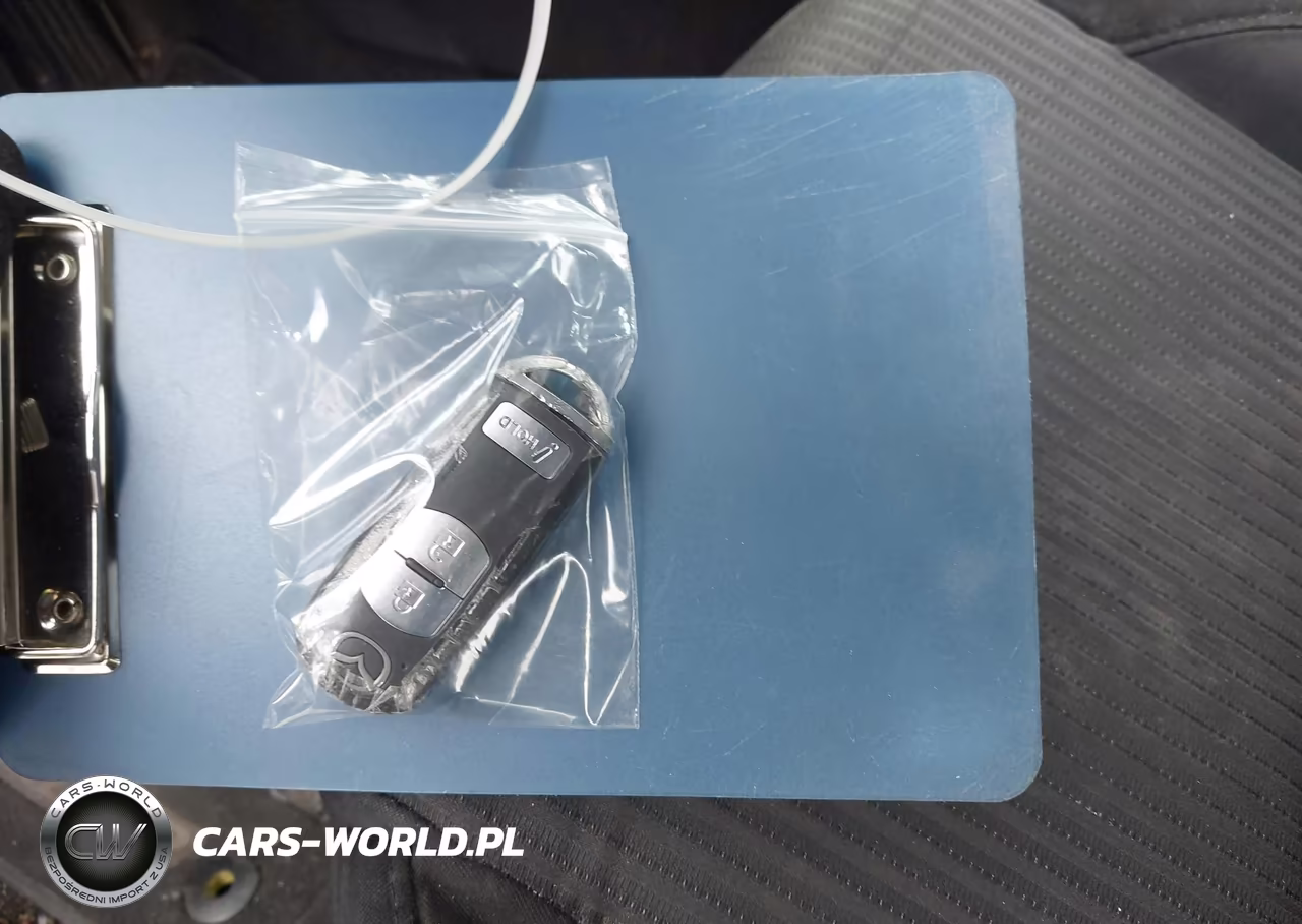 2014 Mazda Mazda3 I Touring VIN:JM1BM1L70E1104968 - 11