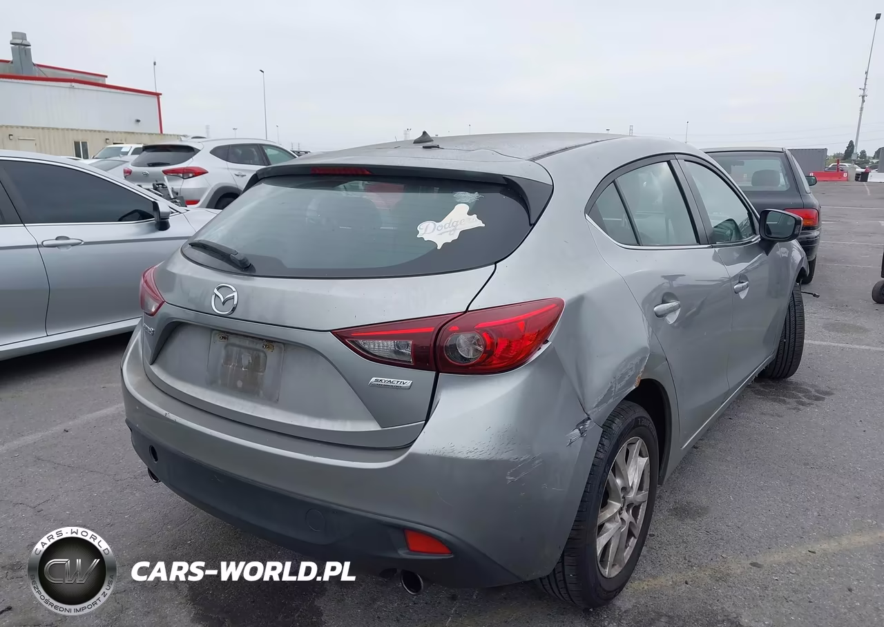 2014 Mazda Mazda3 I Touring VIN:JM1BM1L70E1104968 - 4