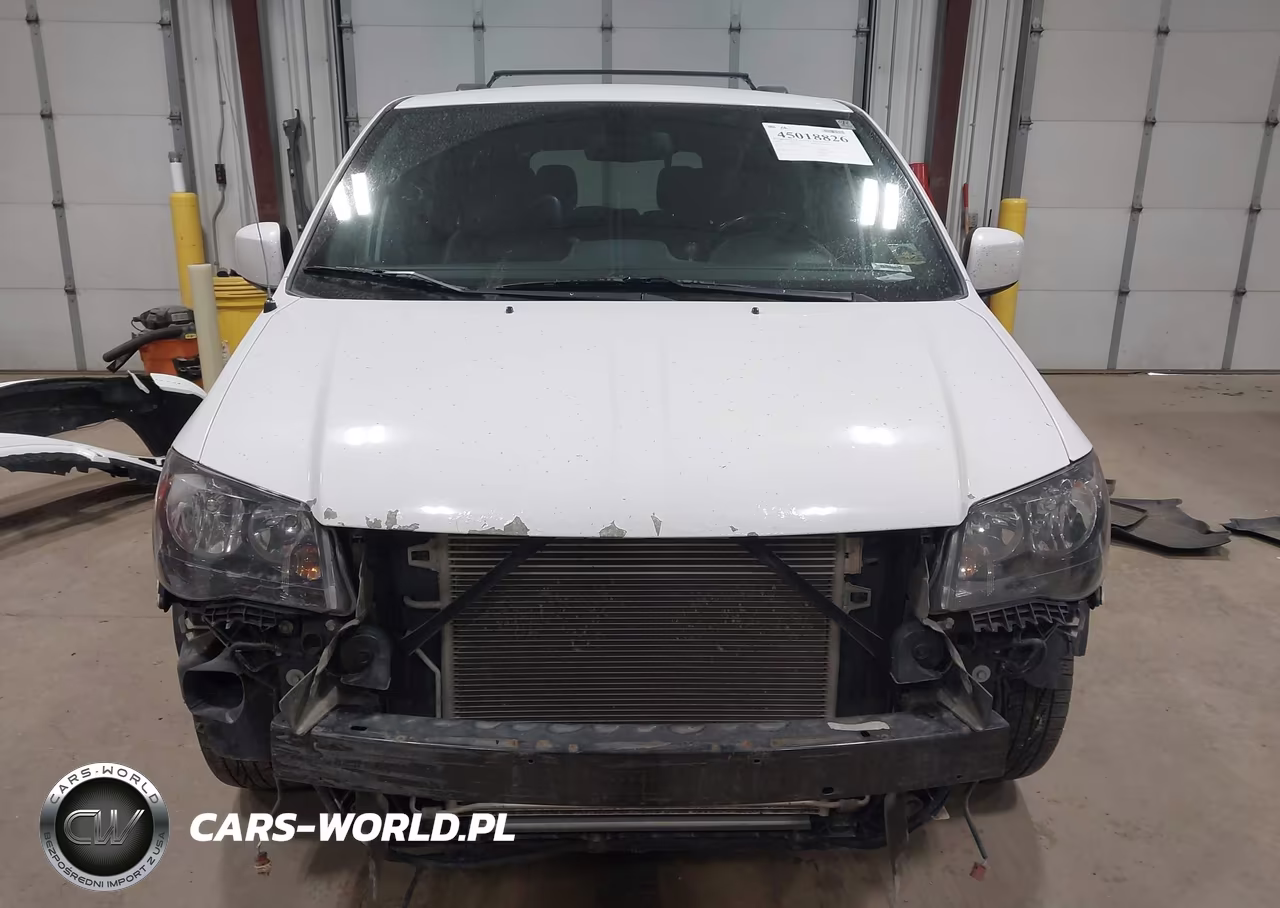 2018 Dodge Grand Caravan Gt VIN:2C4RDGEG4JR271774 - 13