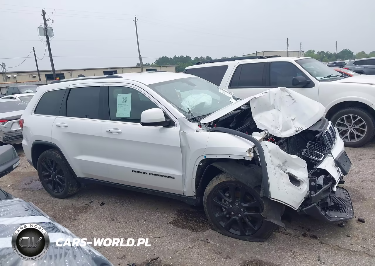 2020 Jeep Grand Cherokee Laredo E 4X4 VIN:1C4RJFAG4LC173333 - 13