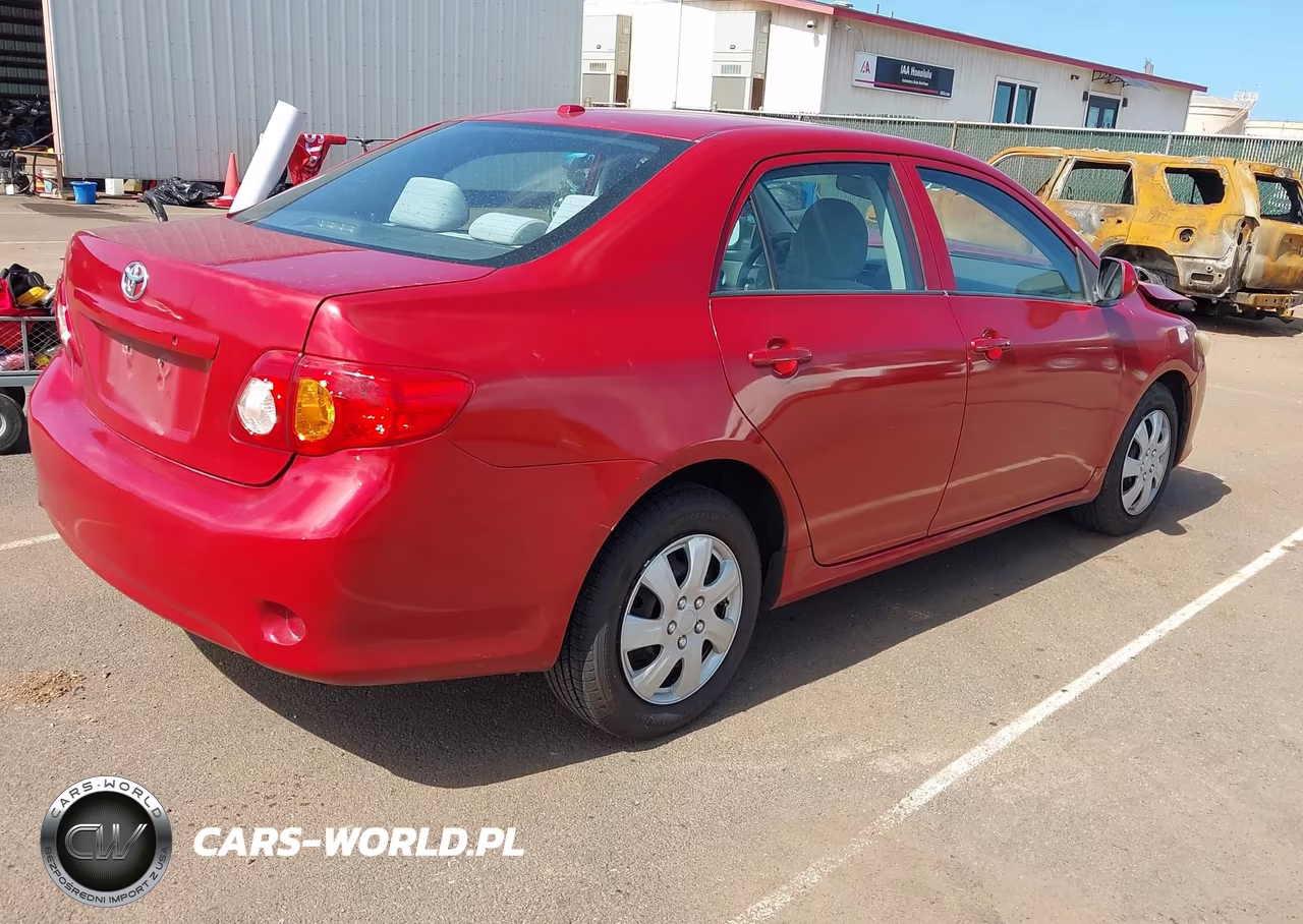 2010 Toyota Corolla Le VIN:2T1BU4EE1AC394821 - 4