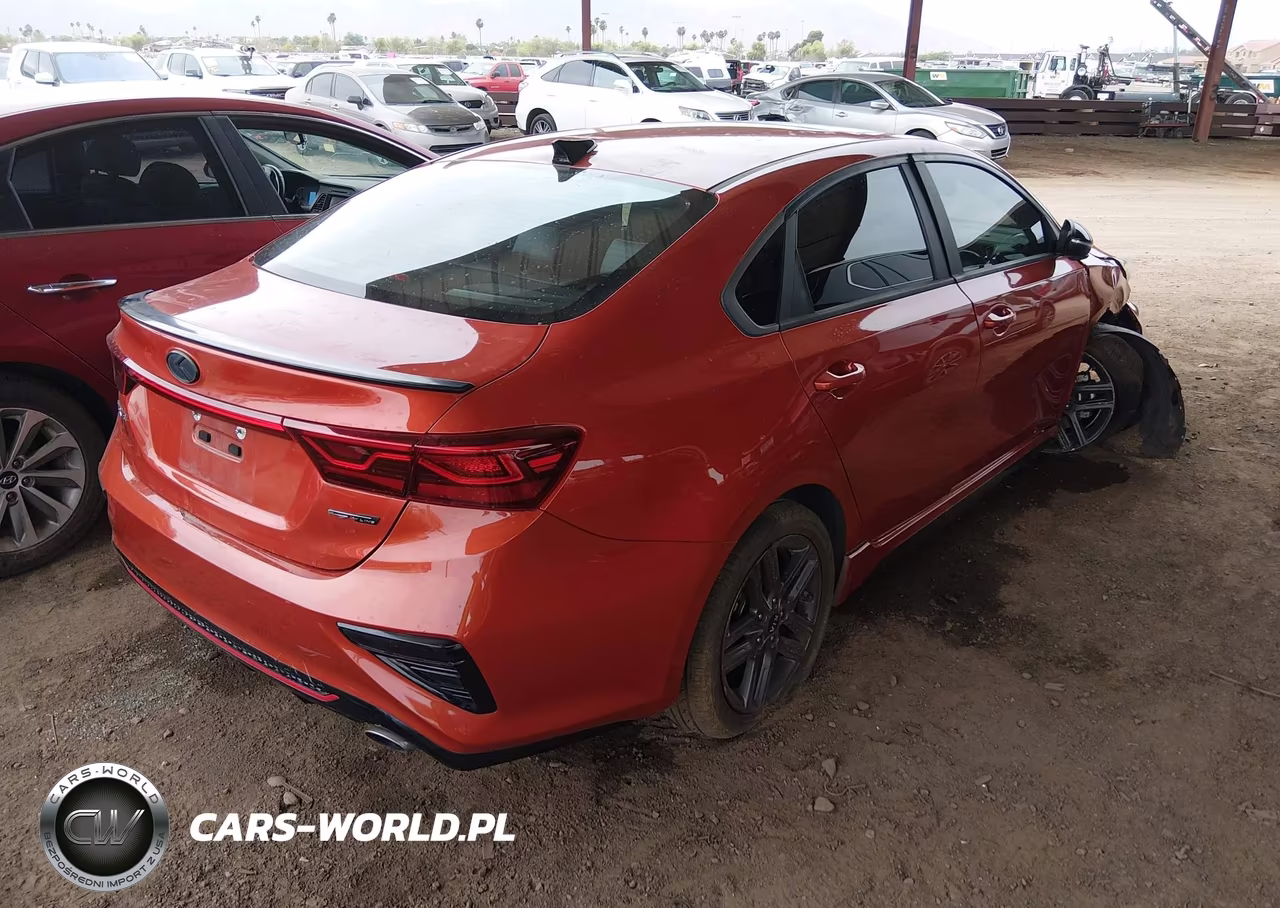 2020 Kia Forte Gt-Line VIN:3KPF34AD2LE207043 - 4