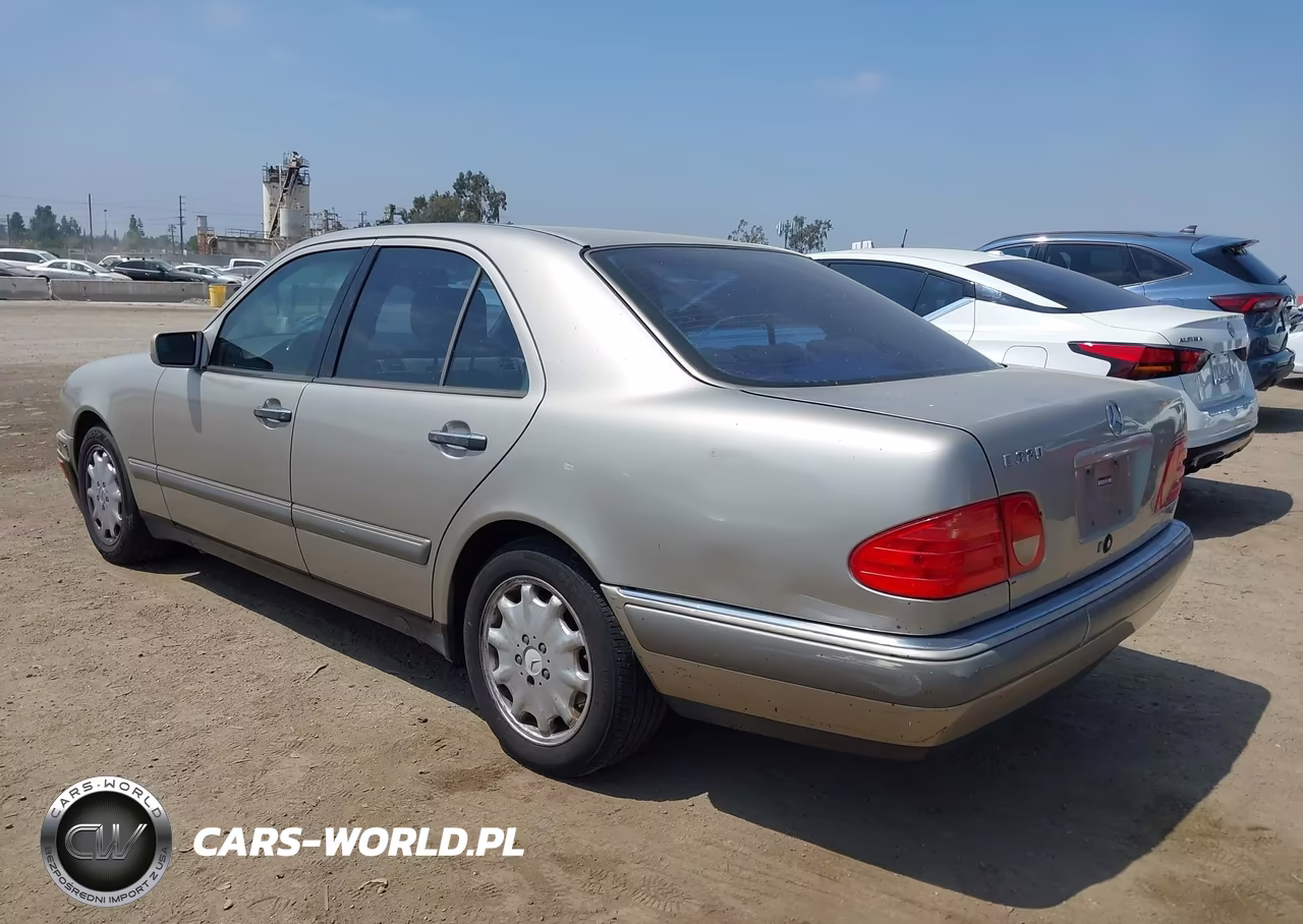 1997 Mercedes-Benz E 320 VIN:WDBJF55F7VA403535 - 3