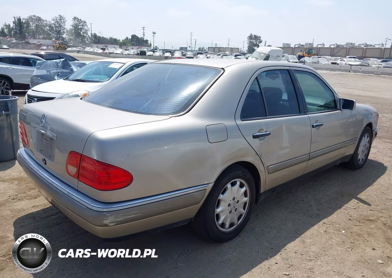 1997 Mercedes-Benz E 320 VIN:WDBJF55F7VA403535 - 4