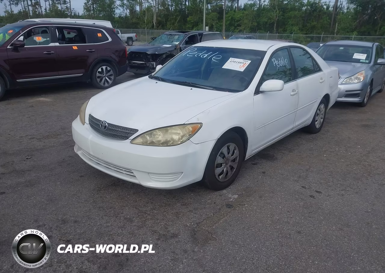 2004 Toyota Camry Le VIN:4T1BE32K04U370207 - 2