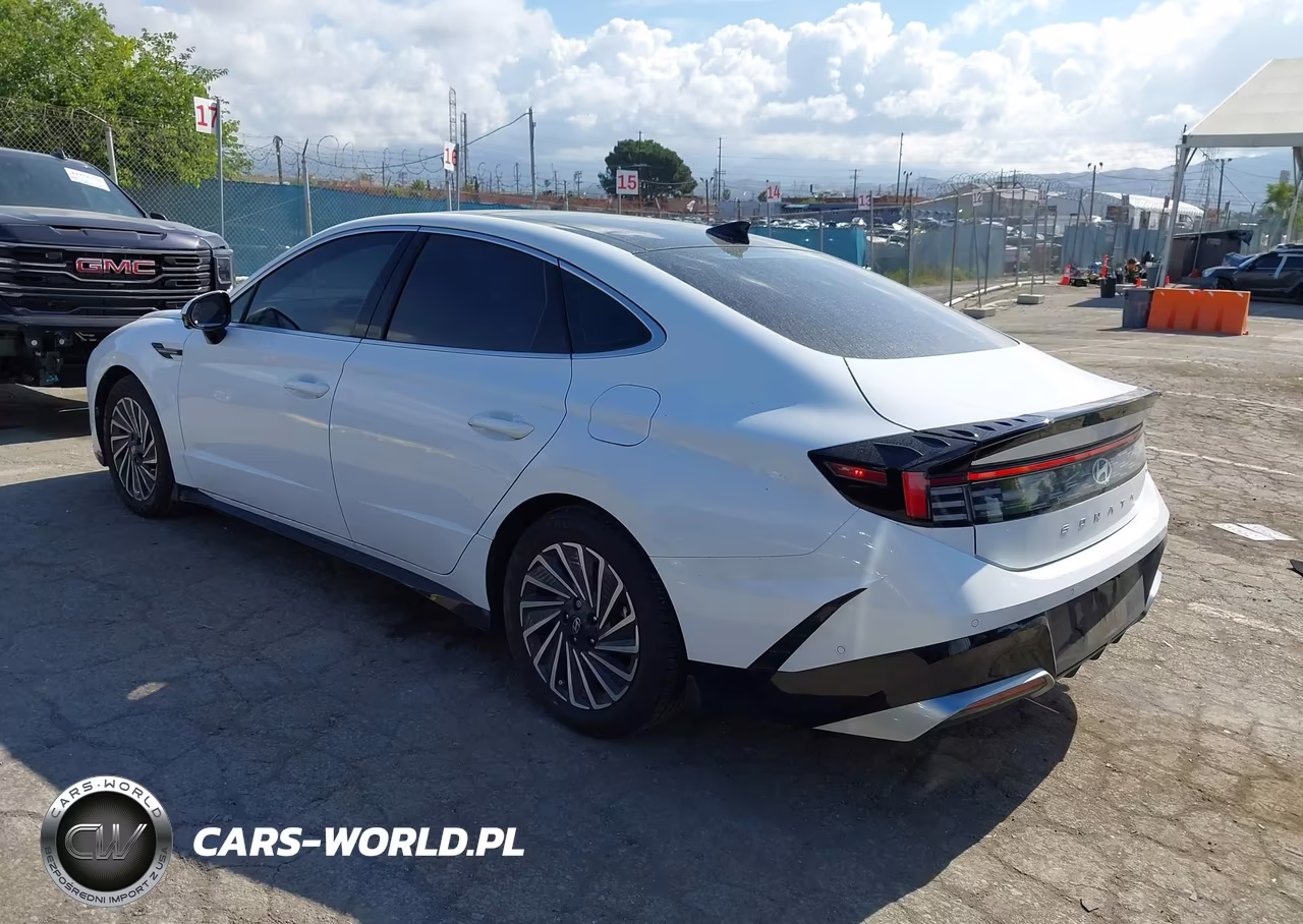 2024 Hyundai Sonata Hybrid Limited VIN:KMHL54JJ6RA093624 - 3