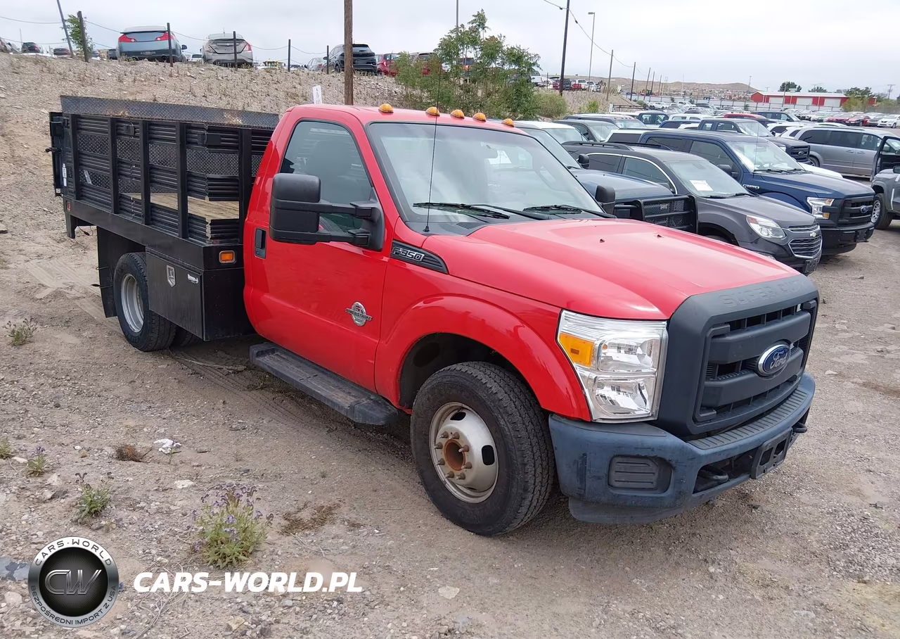 2016 Ford F-350 Chassis Xl