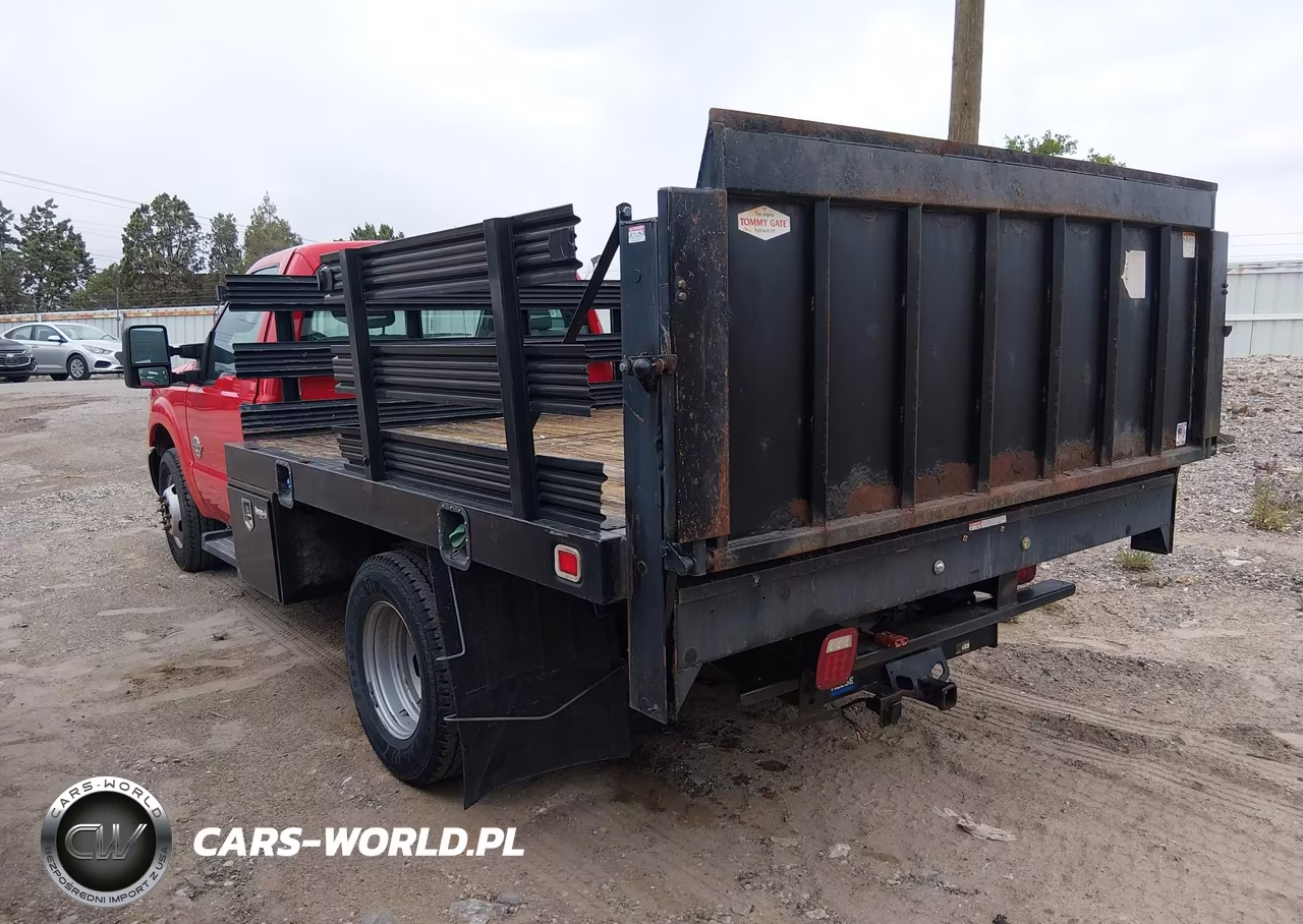2016 Ford F-350 Chassis Xl VIN:1FDRF3GT7GEC62453 - 3