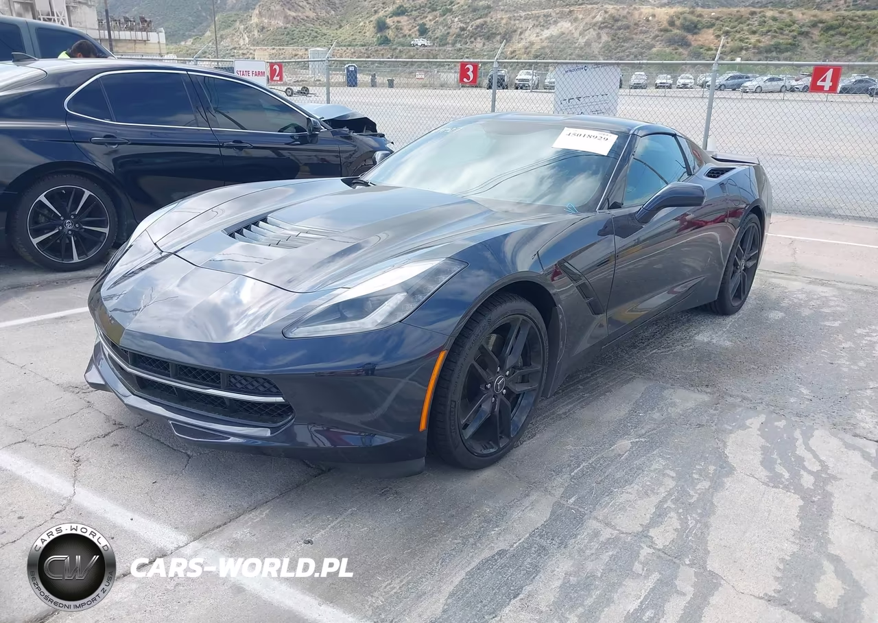 2015 Chevrolet Corvette Stingray Z51 VIN:1G1YM2D70F5111582 - 2