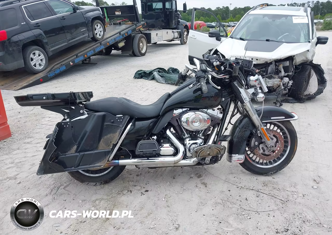 2011 Harley-Davidson Flhtk VIN:1HD1KEM14BB674611 - 11