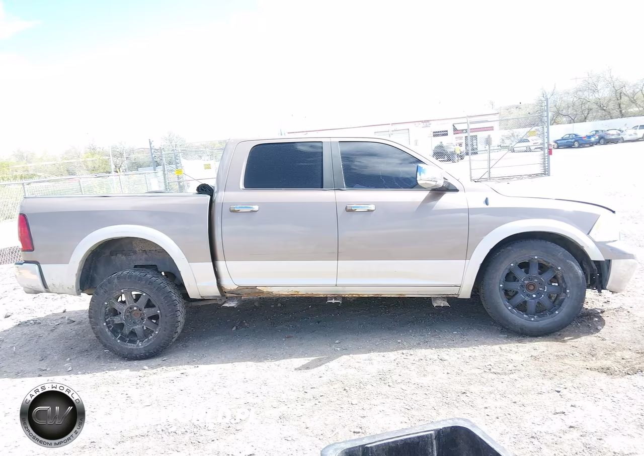 2009 Dodge Ram 1500 Laramie VIN:1D3HV13T69S824545 - 14