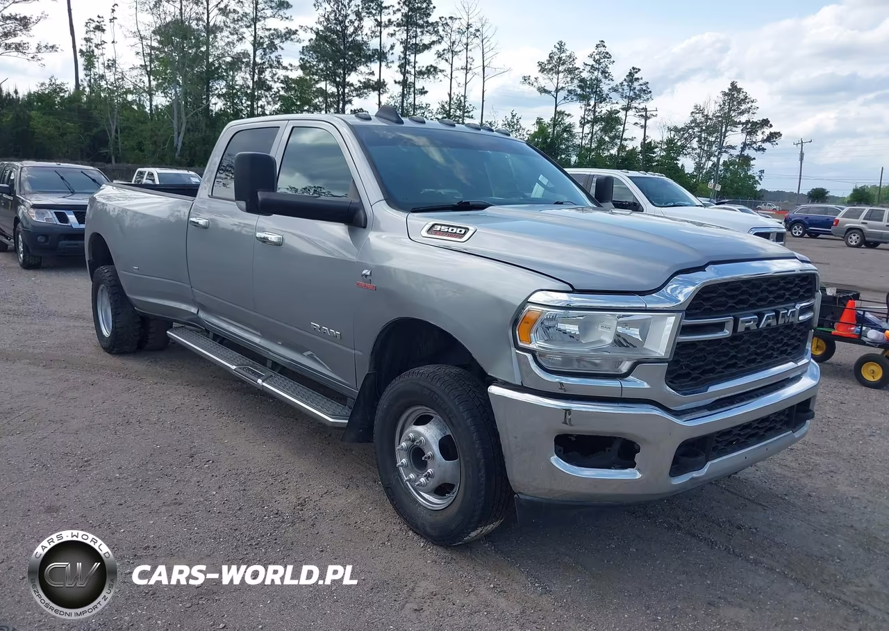 2021 Ram 3500 Tradesman 4X4 8' Box