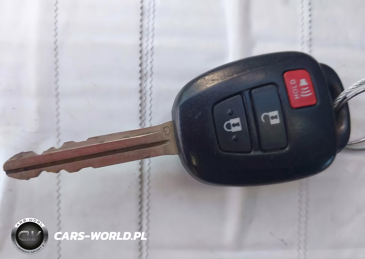 2012 Toyota Prius C Two VIN:JTDKDTB30C1526827 - 11