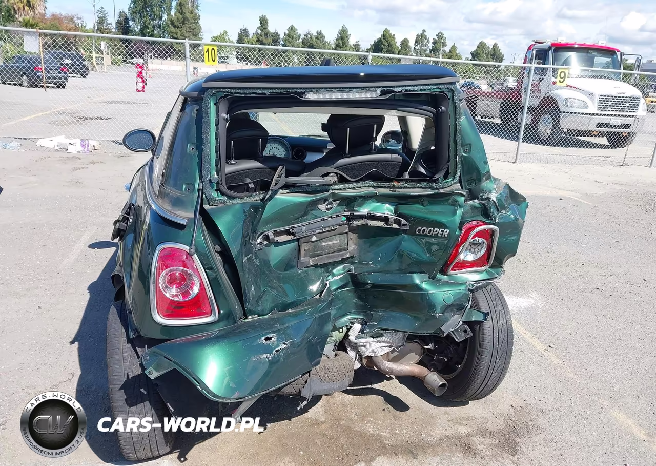 2011 Mini Cooper VIN:WMWSU3C52BT094340 - 16