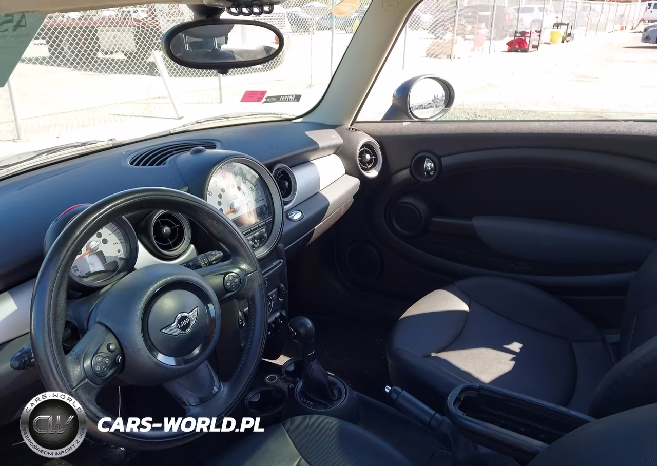 2011 Mini Cooper VIN:WMWSU3C52BT094340 - 5