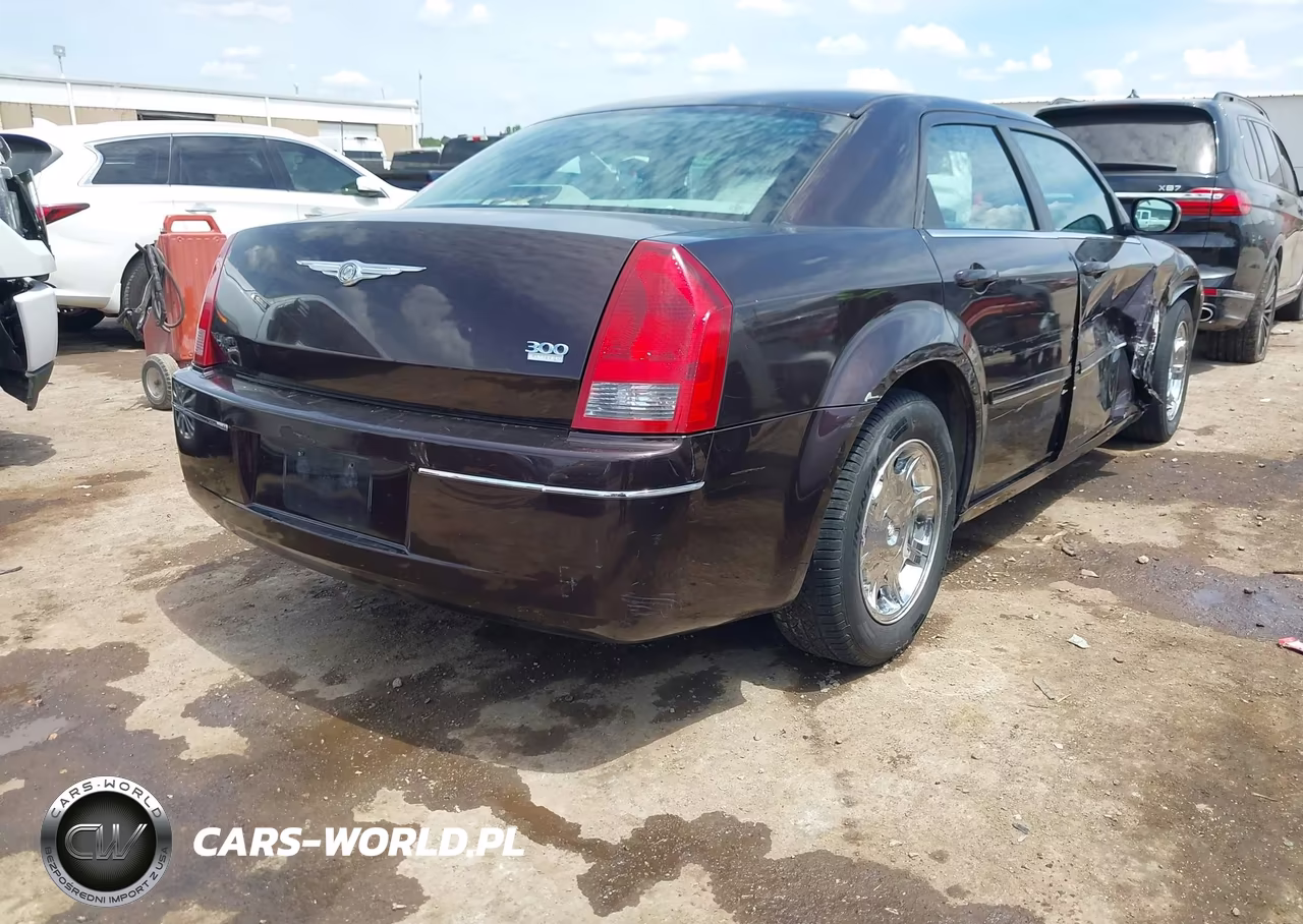 2005 Chrysler 300 Touring VIN:2C3JA53G55H547795 - 4