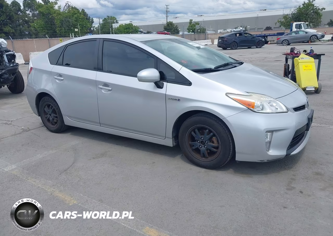 2014 Toyota Prius Two