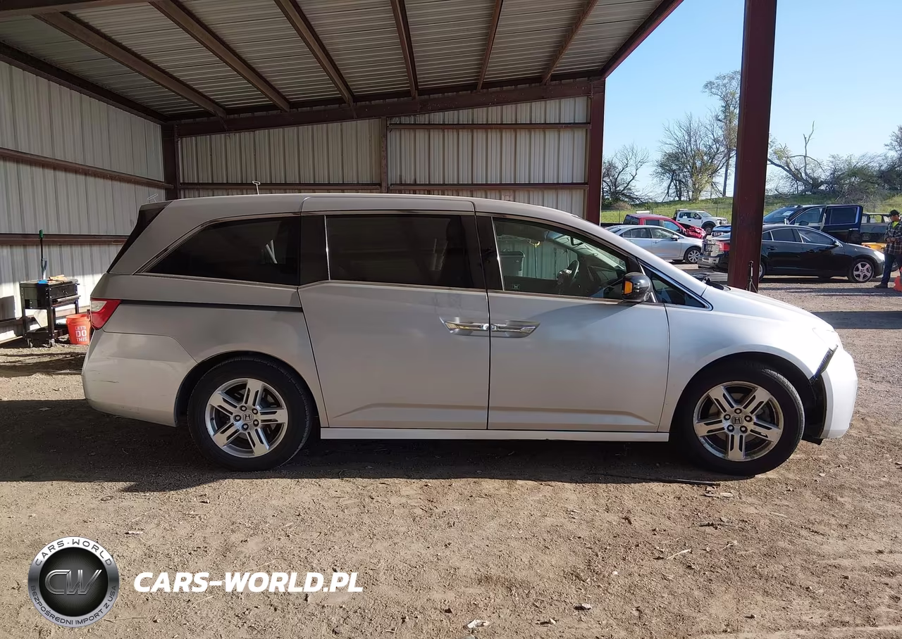 2012 Honda Odyssey Touring-Touring Elite VIN:5FNRL5H96CB092087 - 13