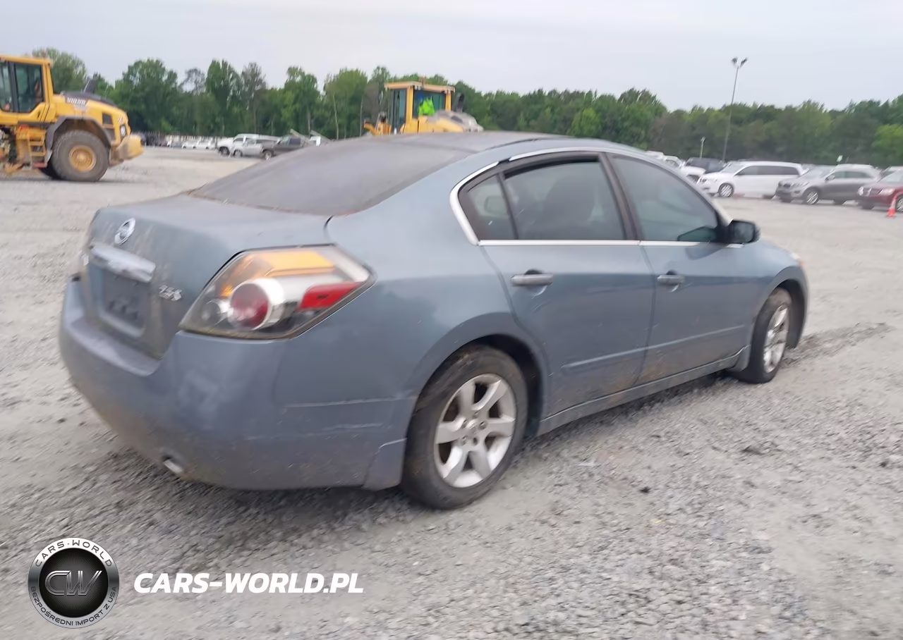 2011 Nissan Altima 2.5 S VIN:1N4AL2AP6BN470676 - 4