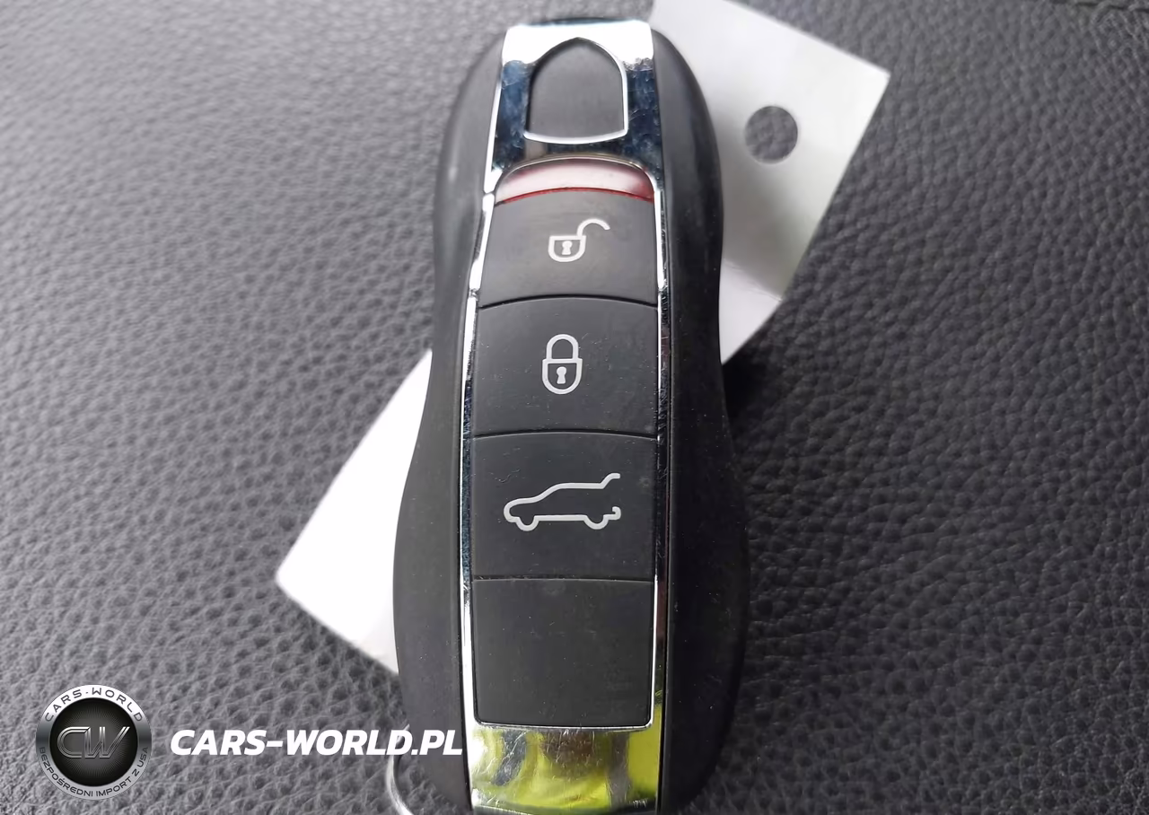 2013 Porsche Cayenne S VIN:WP1AB2A26DLA80515 - 11