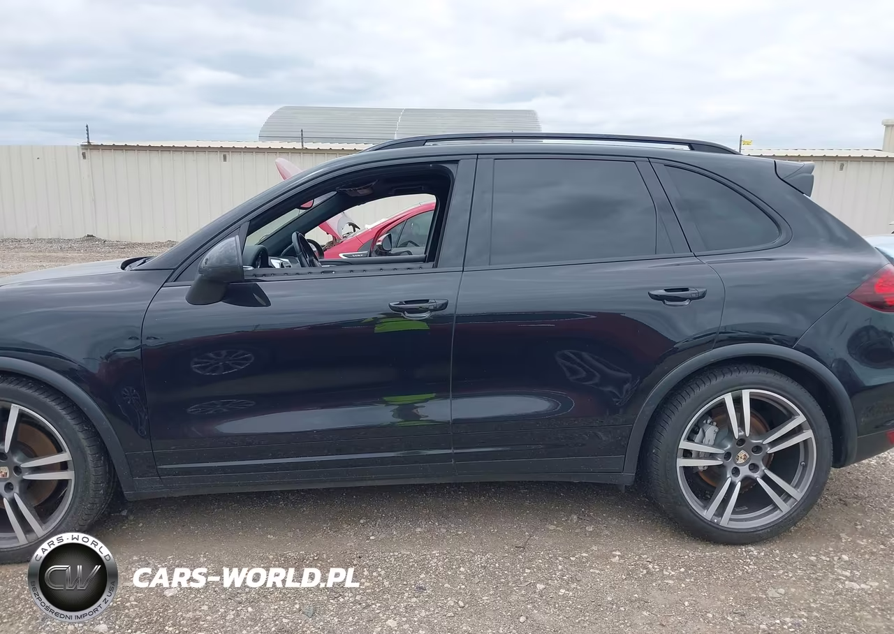 2013 Porsche Cayenne S VIN:WP1AB2A26DLA80515 - 14