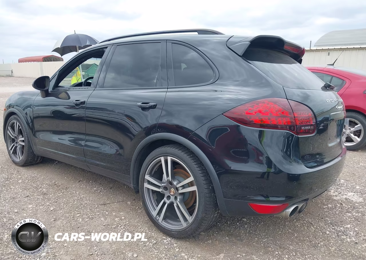 2013 Porsche Cayenne S VIN:WP1AB2A26DLA80515 - 3